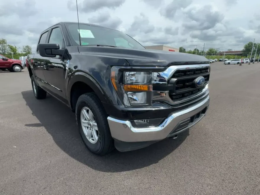 2023 Ford F-150 XLT photo 1