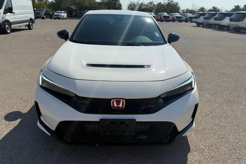 2025 Honda Civic Type R Hatchback photo 1