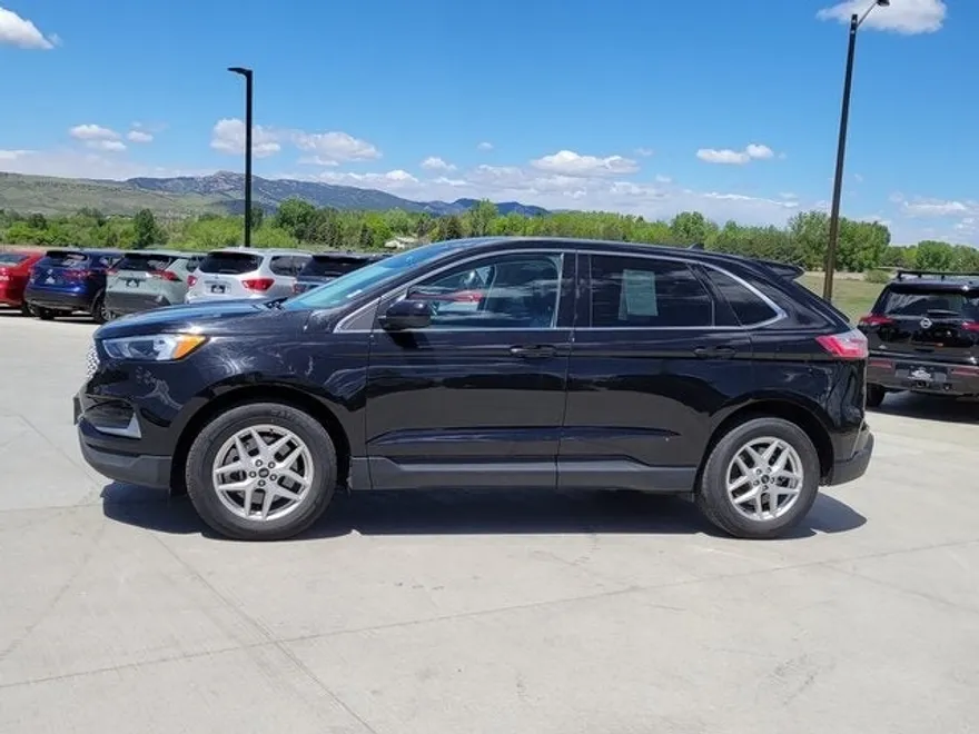 2023 Ford Edge SEL photo 1