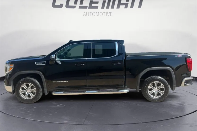2021 Gmc Sierra 1500 SLE photo 1