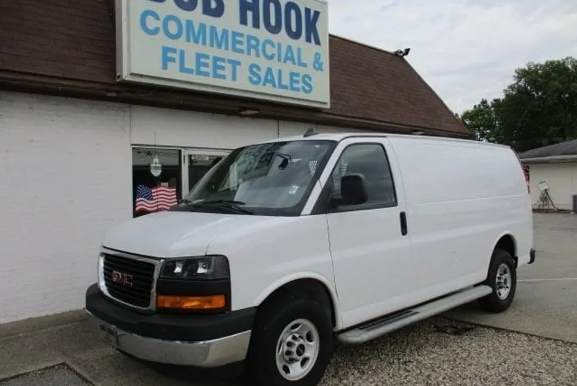 2023 Gmc Savana Cargo 2500 photo 1