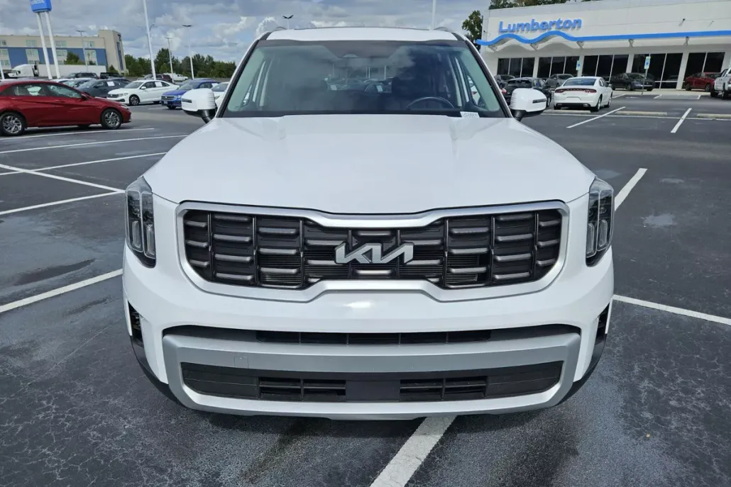 2025 Kia Telluride S photo 1
