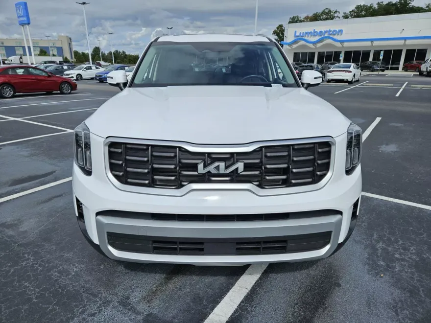 2025 Kia Telluride S photo 1