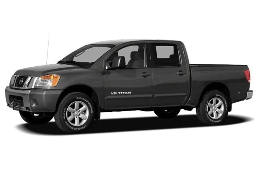 2011 Nissan Titan PRO-4X photo 1