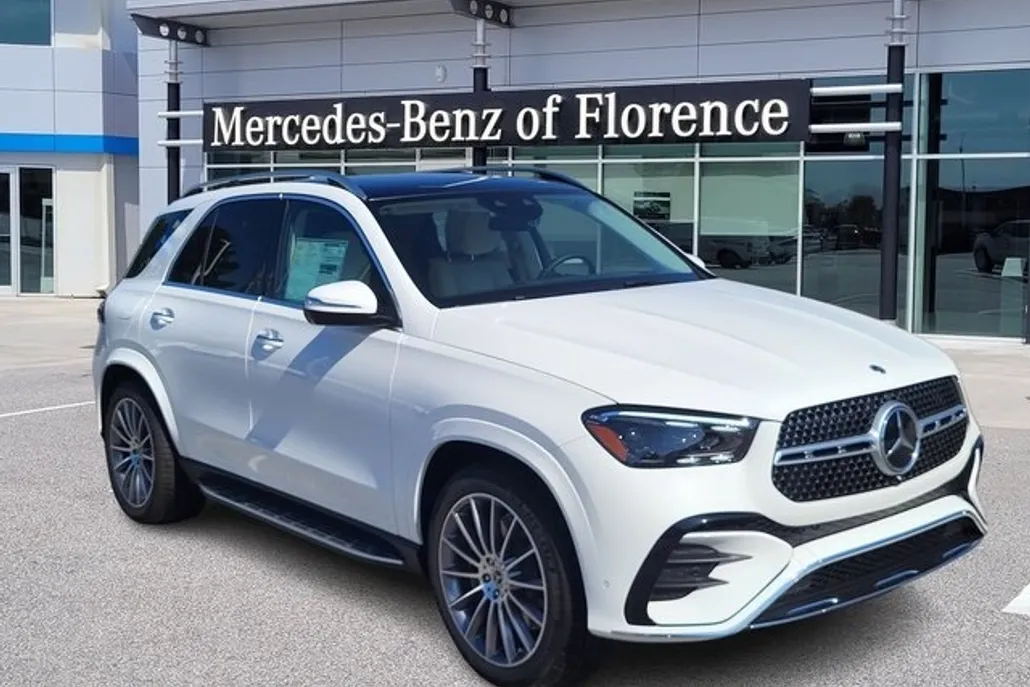 2025 Mercedes Benz GLE 350 4MATIC photo 1