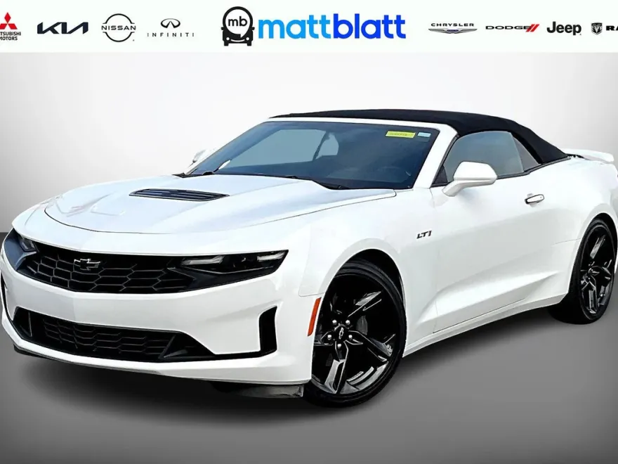 2020 Chevrolet Camaro LT1 photo 1