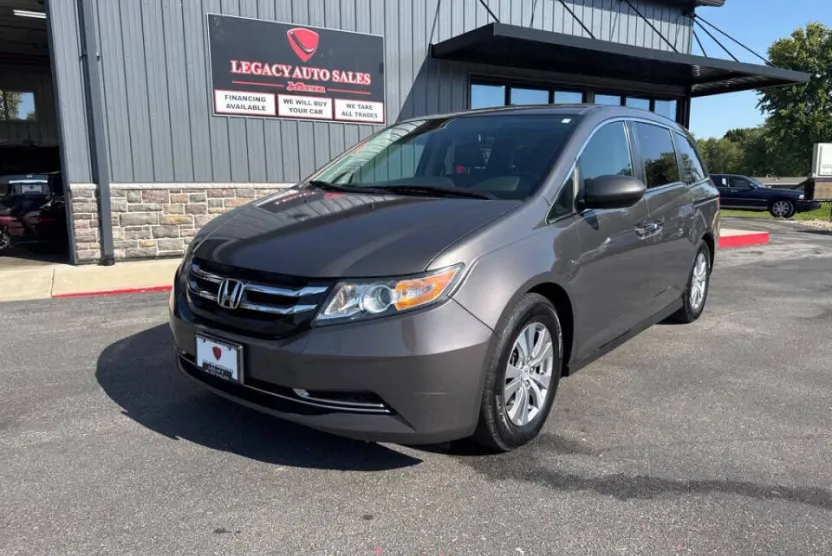 2016 Honda Odyssey EX-L photo 1