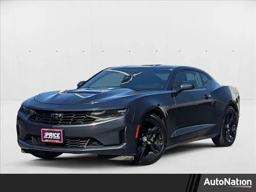 2020 Chevrolet Camaro LT1 photo 1