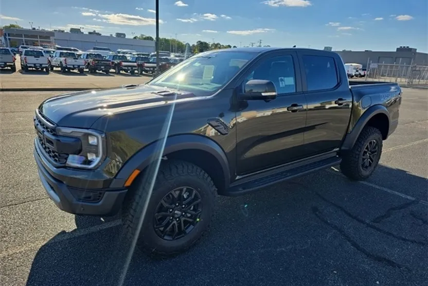 2025 Ford Ranger Raptor photo 1