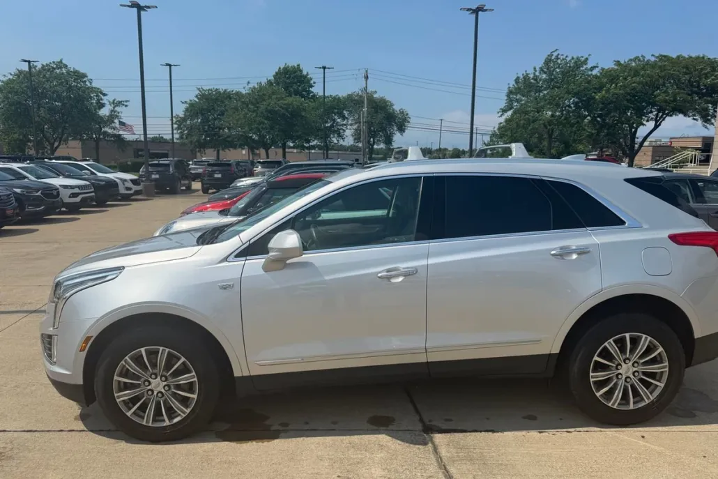 2017 Cadillac XT5 Luxury photo 1
