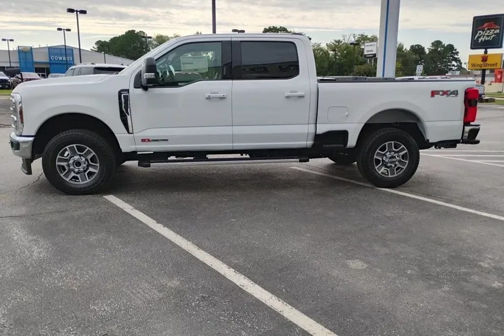 2026 Ford F-350 photo 1