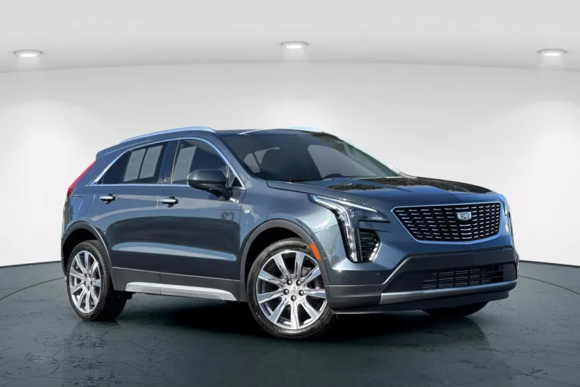 2020 Cadillac XT4 Premium Luxury photo 1