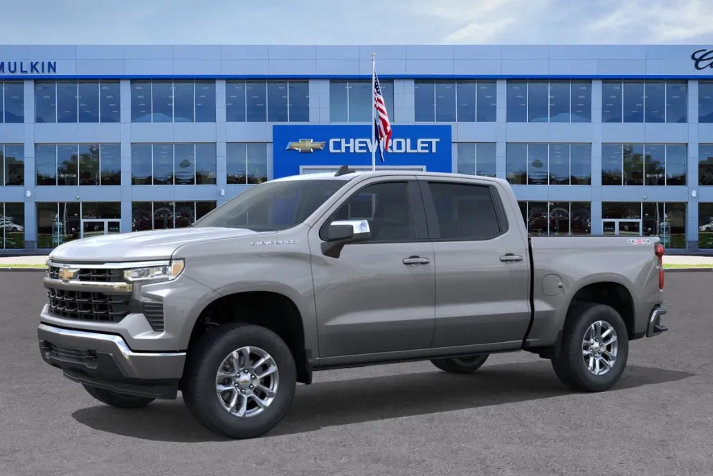2026 Chevrolet Silverado 1500 LT photo 1