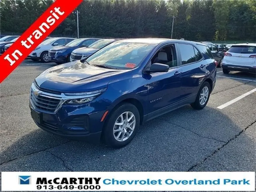 2022 Chevrolet Equinox LS photo 1
