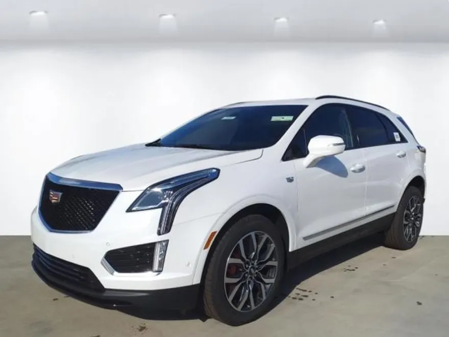 2025 Cadillac XT5 Sport photo 1