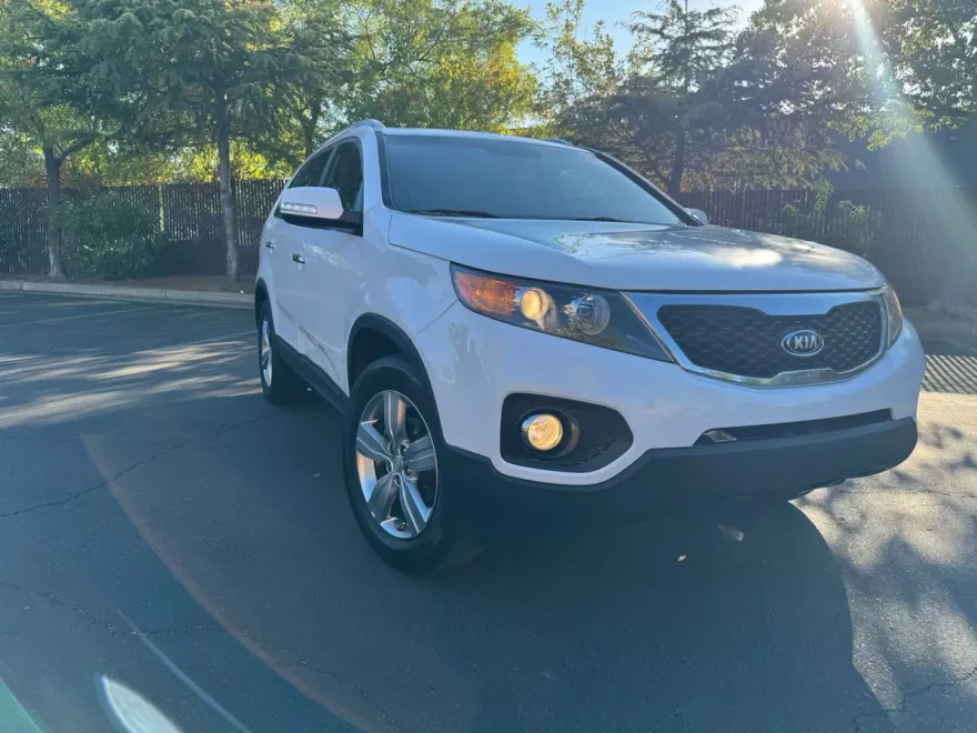 2013 Kia Sorento EX photo 1