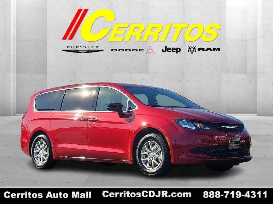 2026 Chrysler Voyager LX photo 1