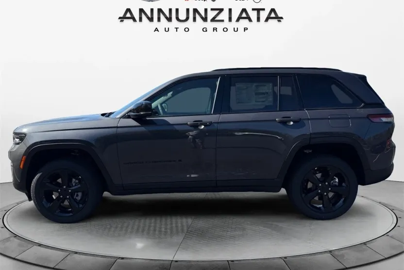 2025 Jeep Grand Cherokee Altitude X photo 1