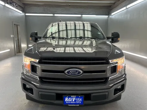 2018 Ford F-150 XLT photo 4