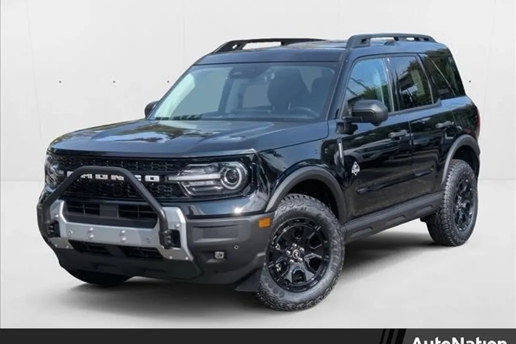 2025 Ford Bronco Sport Outer Banks photo 1