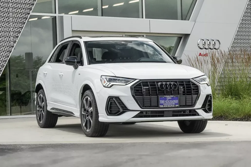 2025 Audi Q3 S line Premium Plus photo 1