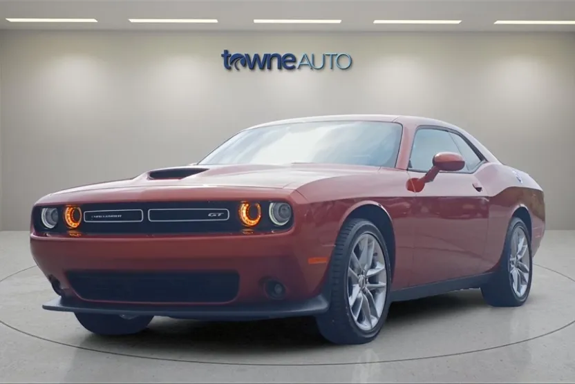 2022 Dodge Challenger GT photo 1