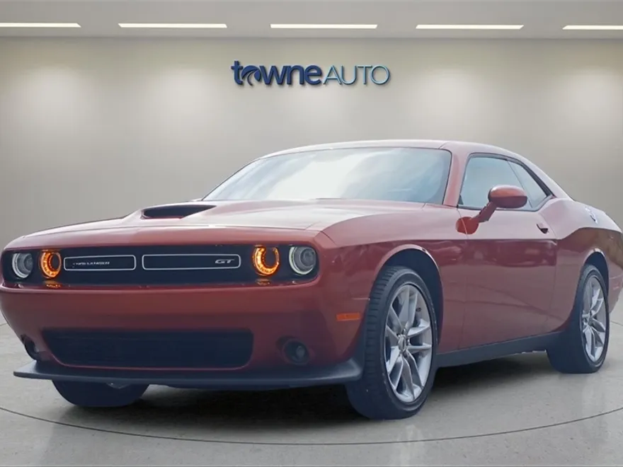 2022 Dodge Challenger GT photo 1