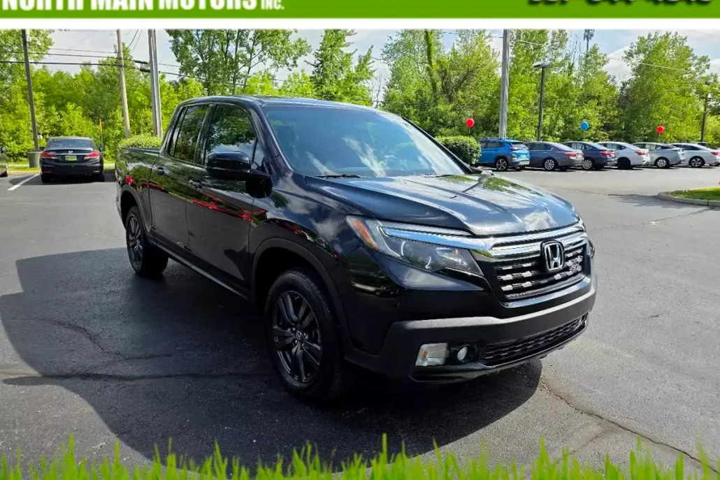 2019 Honda Ridgeline Sport photo 1