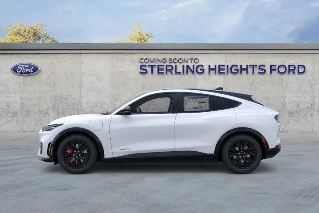2025 Ford Mustang Mach-E Premium photo 1