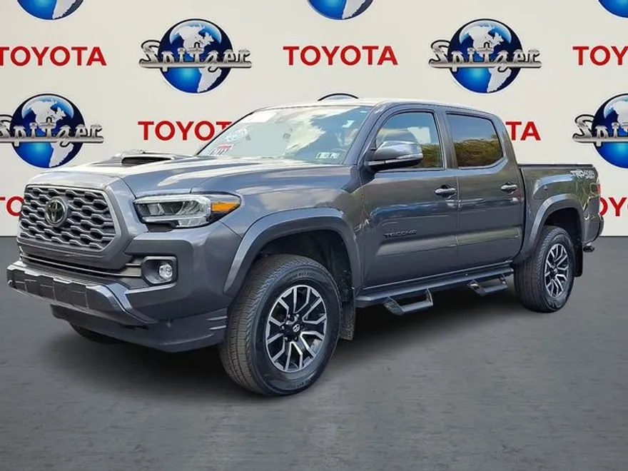 2023 Toyota Tacoma TRD Off-Road V6 photo 1