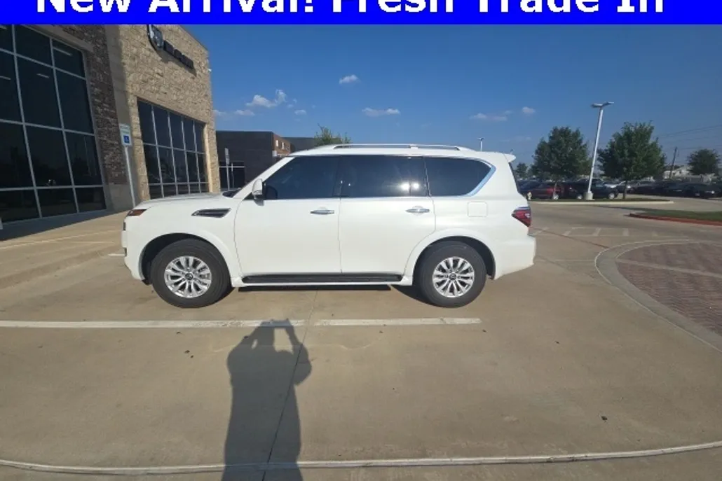 2024 Nissan Armada SV photo 1