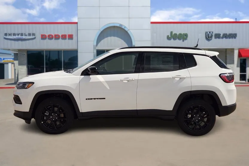 2026 Jeep Compass Latitude Altitude photo 1