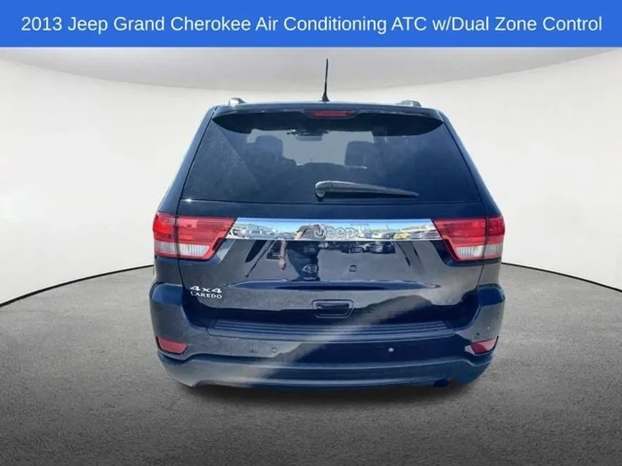 2013 Jeep Grand Cherokee Laredo photo 1