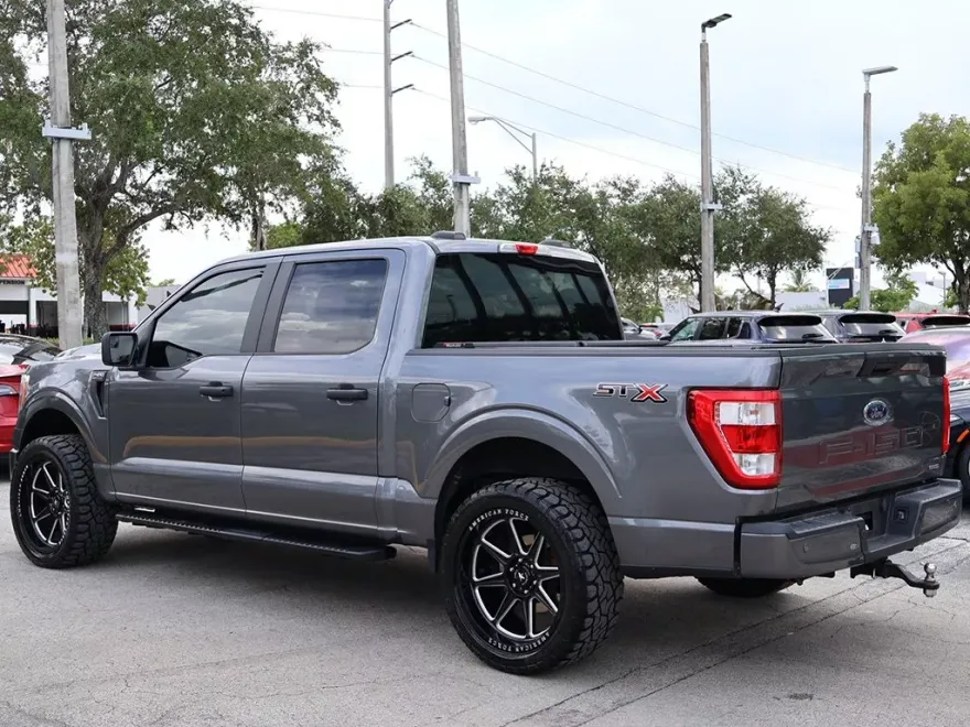 2021 Ford F-150 XL photo 1