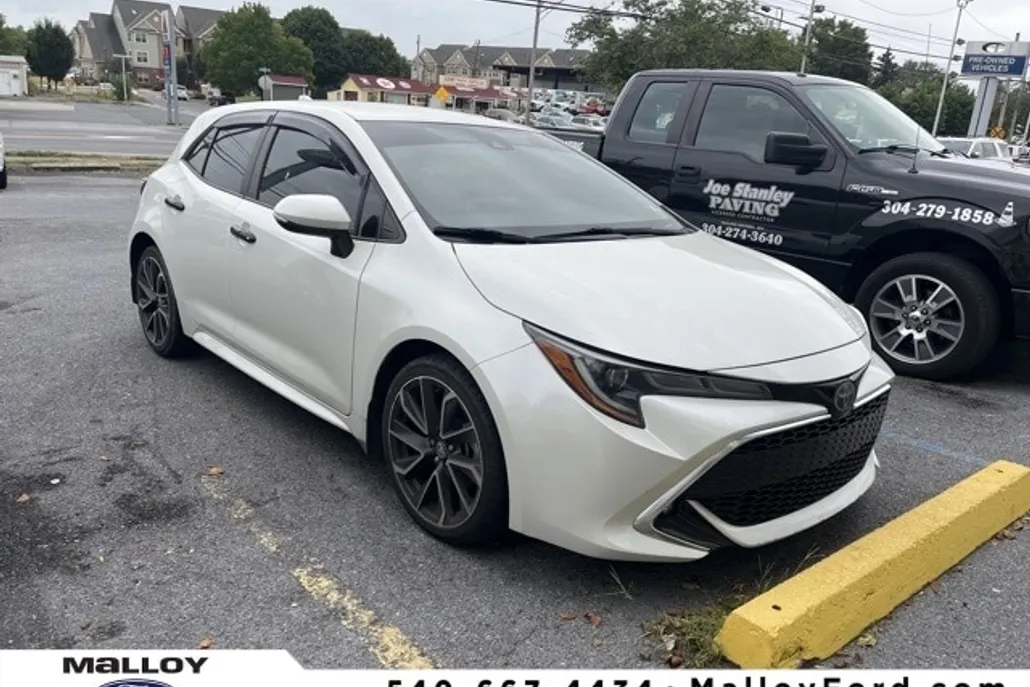 2019 Toyota Corolla XSE photo 1