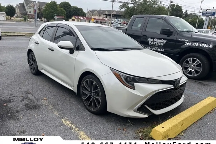 2019 Toyota Corolla XSE photo 1