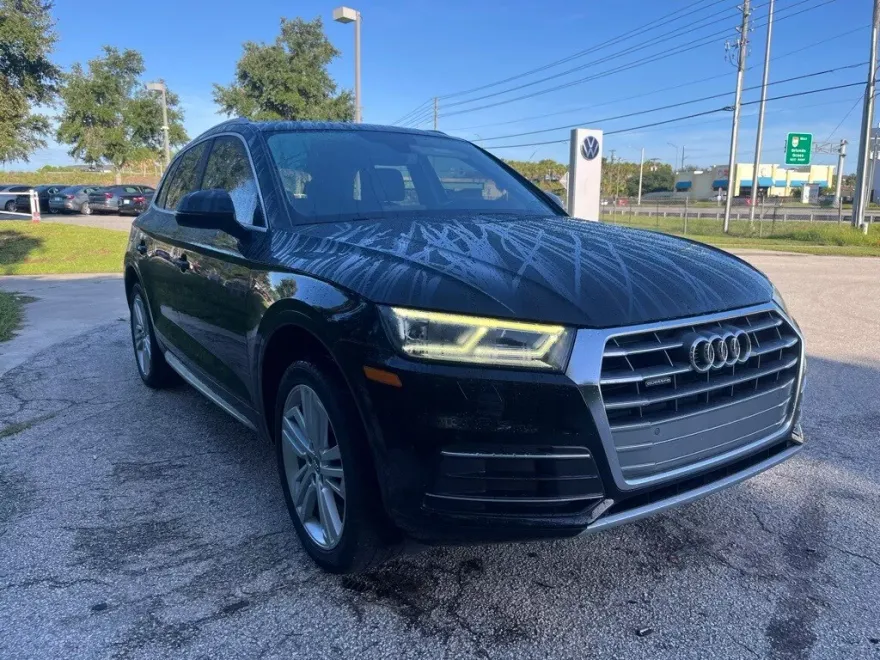 2019 Audi Q5 2.0T Premium Plus photo 1