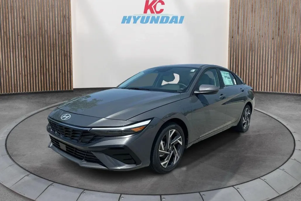 2025 Hyundai Elantra Hybrid Limited photo 1
