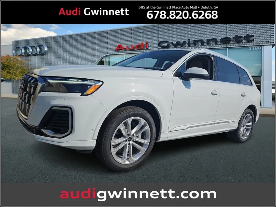2025 Audi Q7 55 Premium Plus photo 1