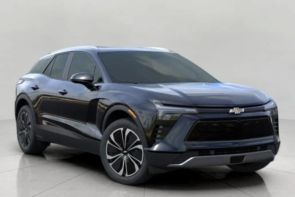 2025 Chevrolet Blazer EV photo 1