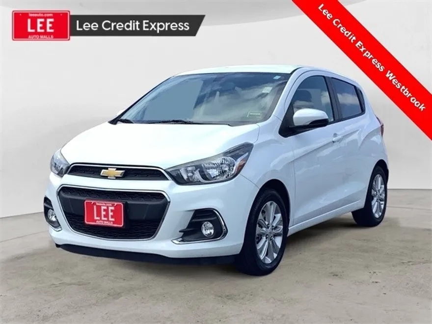 2016 Chevrolet Spark 1LT photo 1