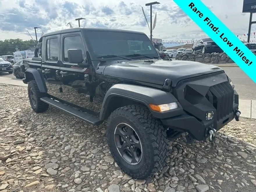 2020 Jeep Gladiator Sport S photo 1