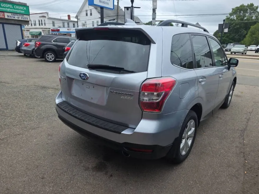 2016 Subaru Forester 2.5i Limited photo 1