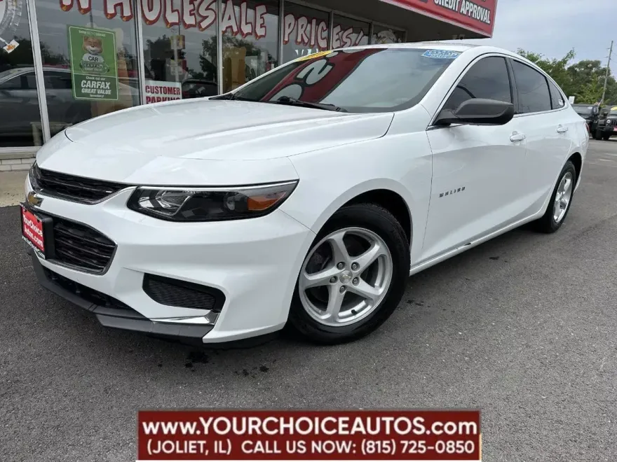 2016 Chevrolet Malibu LS photo 1