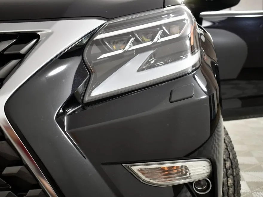 2023 Lexus GX 460 photo 1