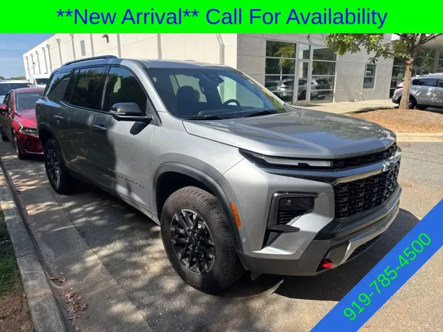 2024 Chevrolet Traverse Z71 photo 1