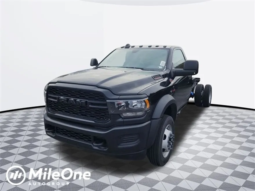 2024 Ram 5500 Tradesman SLT photo 1