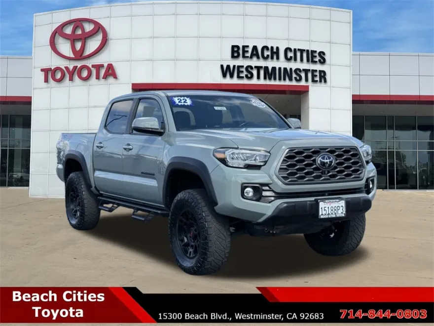 2022 Toyota Tacoma TRD Off-Road photo 1