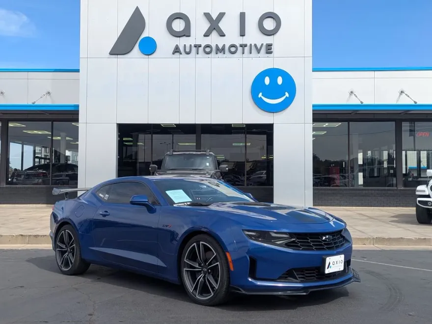 2021 Chevrolet Camaro LT1 photo 1