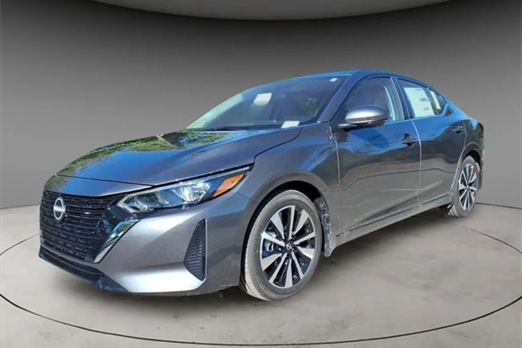 2025 Nissan Sentra SV photo 1